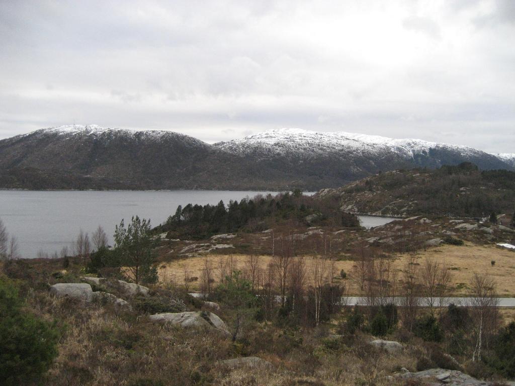 1:1 SKISSE STORLEIK OG POSISJON UTSYN FRÅ FOTEN AV RAMNEFJELLET, FLOLID