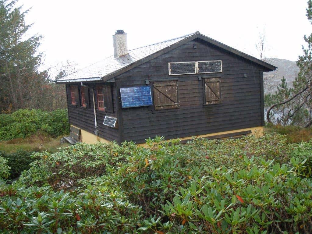 Foto: Radøy kommune 2008 (eigedomsskattetaksering) Uttal frå annan styresmakt Saka er sendt på høyring til Fylkesmannen i Hordaland 26.07.16. Det har ikkje komen uttale innan fristen.