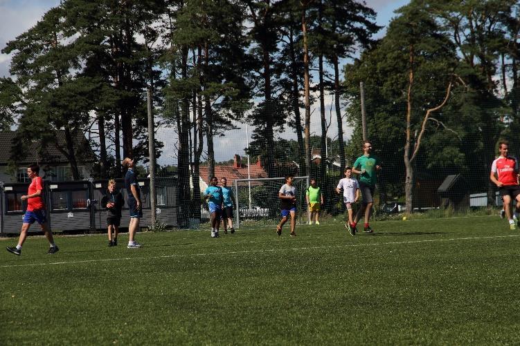 SOMMERFESTEN 2018 Årets Sommerfest ble historisk i den grad det var første gang den ble arrangert i Stavern.