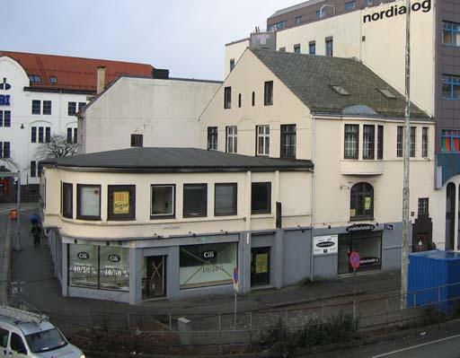 Figur 32: Fasaden mot Bjørns gate, sett mot vest. Figur 33: Fasaden mot Bjørns gate, sett mot nord.