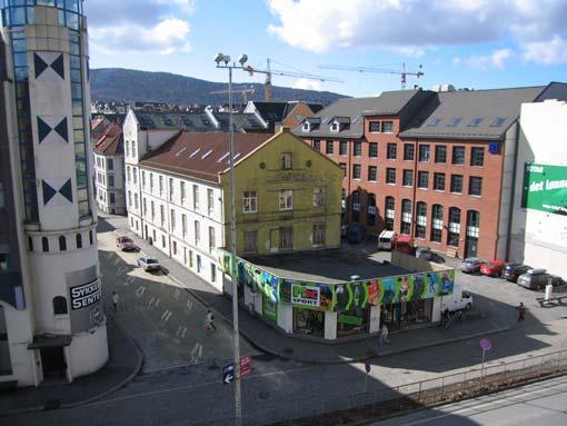 Lyder Sagens gate Figur 42: Lyder Sagens gate Bygningene langs denne delen av Lyder Sagens gate, slik de fremstår i dag, antas å ha mindre betydning for bygningsmiljøet i forhold til det planlagte