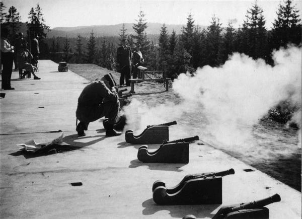 jubileum og åpningen av Løvenskioldbanen i 1949.