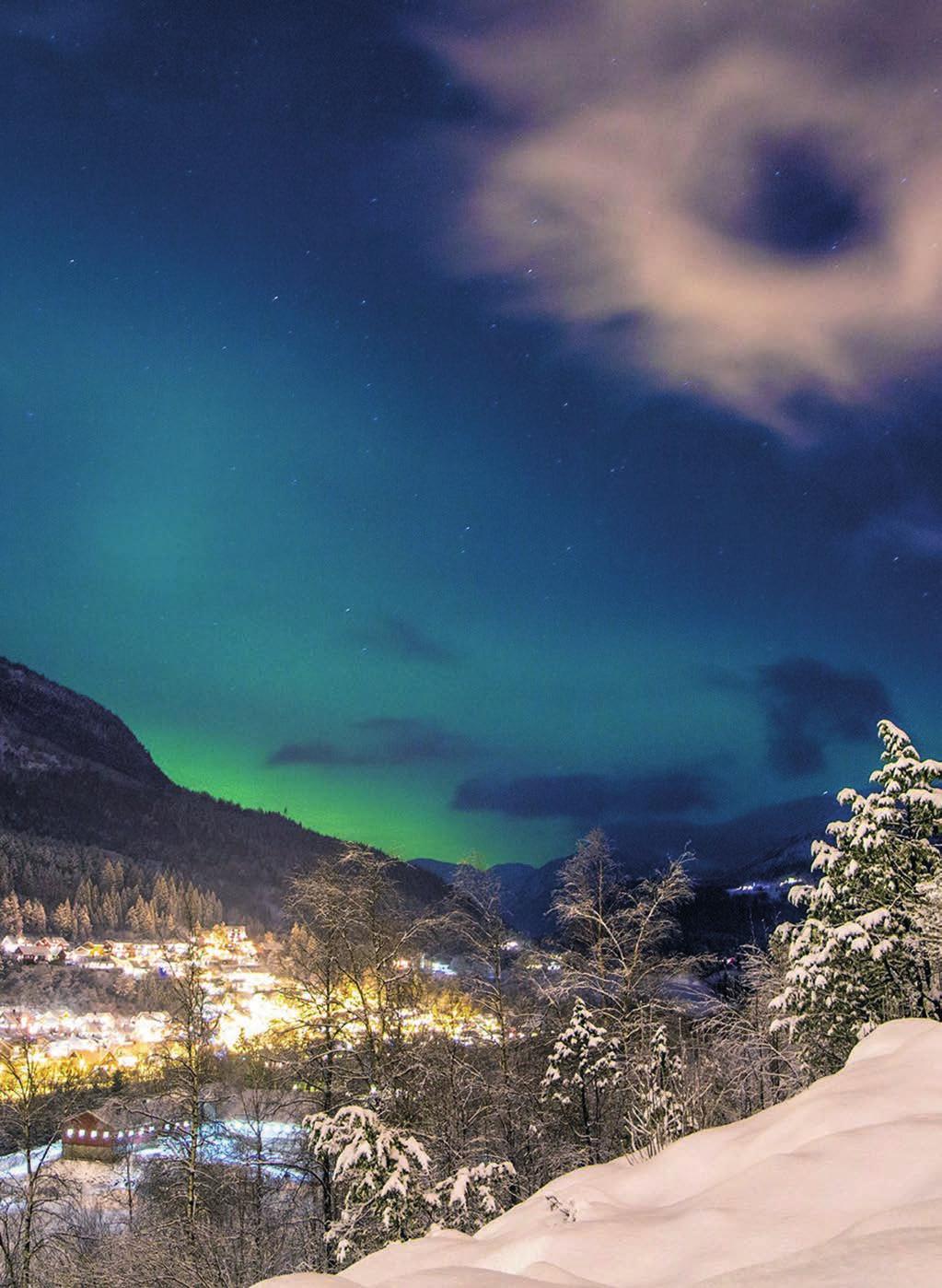 Bli med på laget vel lokalt internett! Då er du med på å skape verdiar i Sogn og Fjordane. Vi ønsker deg ei god jul!