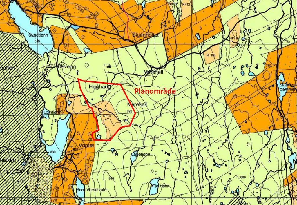 Planområdet ligger på eiendommene gnr 10 bnr 1 Søre Risteigen med grunneier Berit Mogan Lindheim og gnr 85 bnr 2 Nedre Vamre med Astrid Tenstad som grunneier.