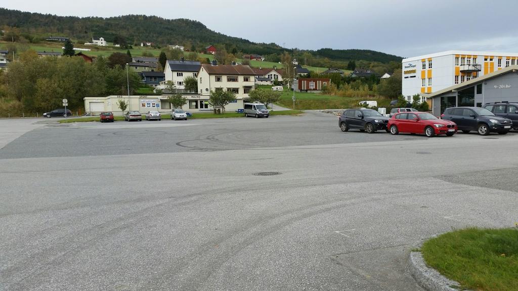 OPPARBEIDELSE AV ALSTADPLASSEN, EIDSVÅG SENTRUM GRUNNLAG FOR ÅPEN ANBUDSKONKURRANSE OG