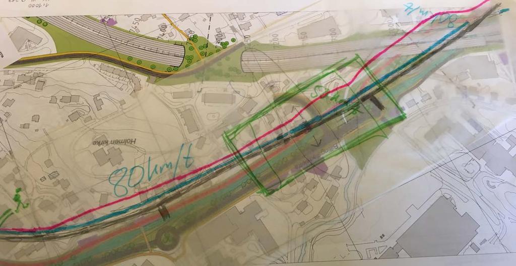 1a) Ett stopp, T-kryss, legge bussvegen,som er en barriere for utvikling, på sørsiden tett inntil fylkesvegen. Buss: 50 km/t i bussholdeplass sonen. 80 km/t utenfor.