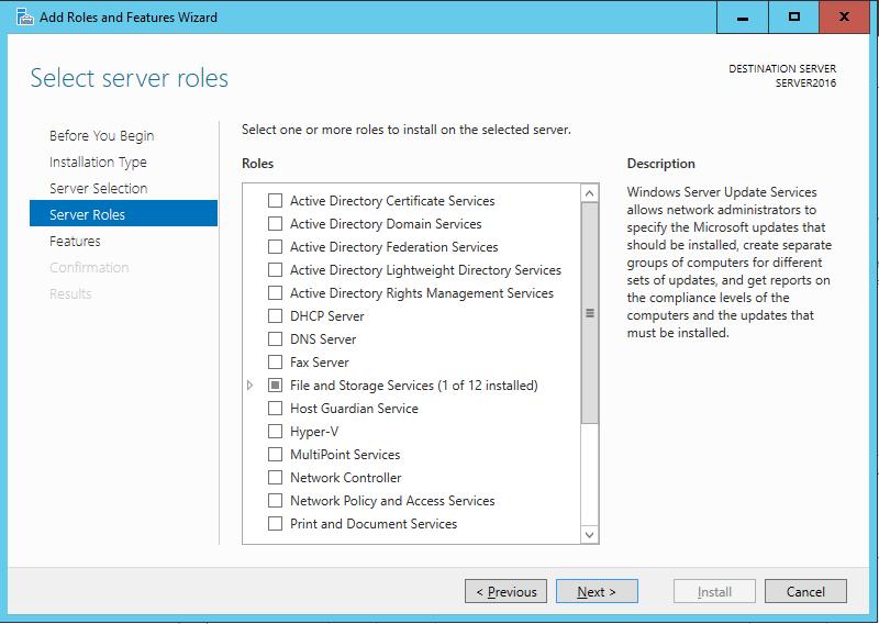 Tjenerroller (Server roles) i Windows Server Window Server kan kjøre flere ulike tjenerprogrammer (tjenester). Disse kalles tjenerroller i Windows.