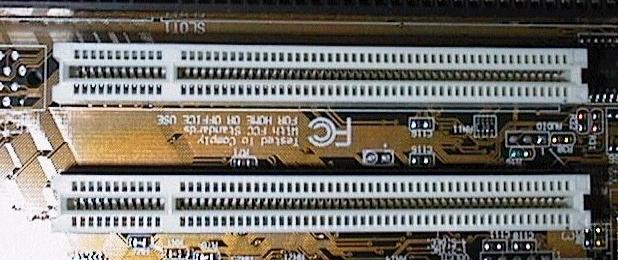 PCI bussen PCI = Peripheral Component Interconnect Parallell, halv dupleks buss for 2.