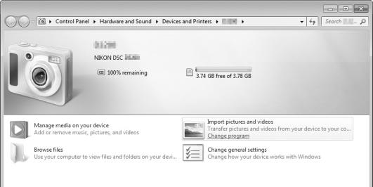 Bruke ViewNX 2 Kopiere bilder til datamaskinen Før du går videre, sørg for at du har installert programvaren på den medfølgende ViewNX 2 CD'en (0 59). 1 Koble til USB-kabelen.