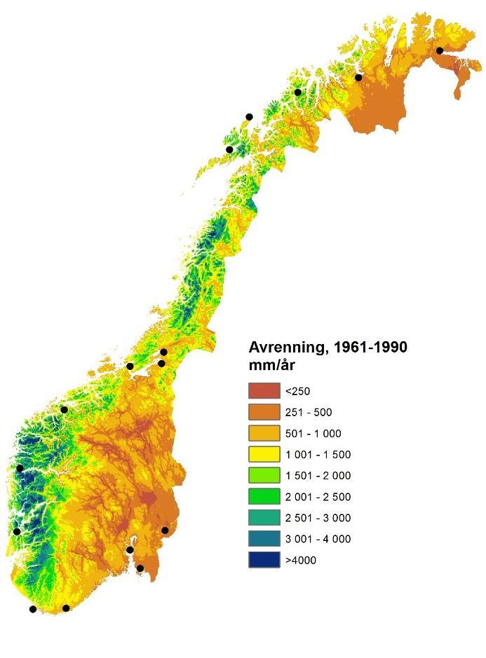 De 16 feltene som var med i overvåkingen i 2016 er vist i Figur 1 sammen med gjennomsnittlig avrenning i de aktuelle områdene. Figur 1. Skyte- og øvingsfelt prøvetatt i 2016.