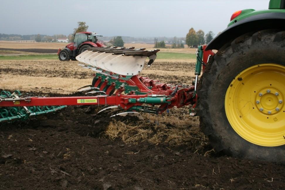 Danmark skrællpløjning gjentagende harvinger avslutte med