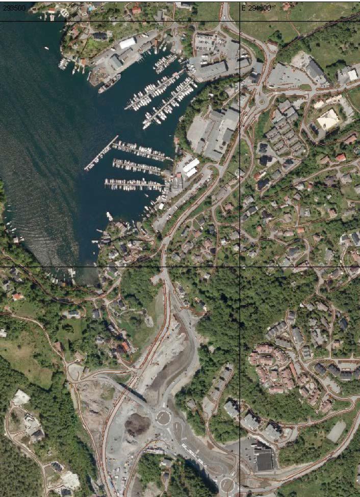 Planområdet Fig. 6.2 Ortofoto over planområdet, hentet fra Bergenskart. 6.2 AVGRENSNING Området ligger i åsen/skråningen øst for Ytrebygdsvegen med Søreidåsen i nord og Dolvikhaugene i sør.