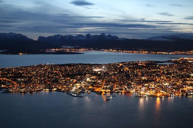 Vi besøker flotte Skåpet turistforeningshytte med både badstu og utvendig dusj. Der overnatter vi to netter og går dagstur til Flørlitrappene på lørdagen og på hjemveien går vi til Preikestolen.