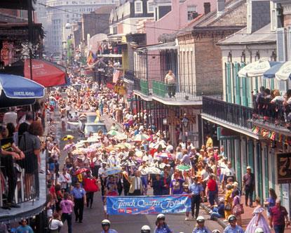 Atlanta flyr vi til New Orleans hvor vår svenske New Orleans guide Monica møter oss ved ankomst og tar oss med inn til byen.