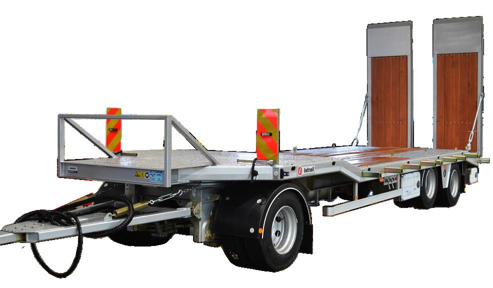 3-AKSLET UTREKKBAR MASKIN-SEMI TRAILER NN 252 SPESIFIKASJONER: Innvendig lengde: Lengde øvre plan Lengde nedre plan Nedre planhøyde: Koblingshøyde: 13 520 mm 13 670 mm 2 540 mm 2 470 mm