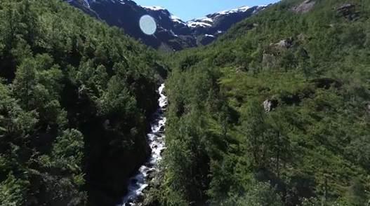 Naturtypen «Bekkekløft og bergvegg» i Vossadalselva like