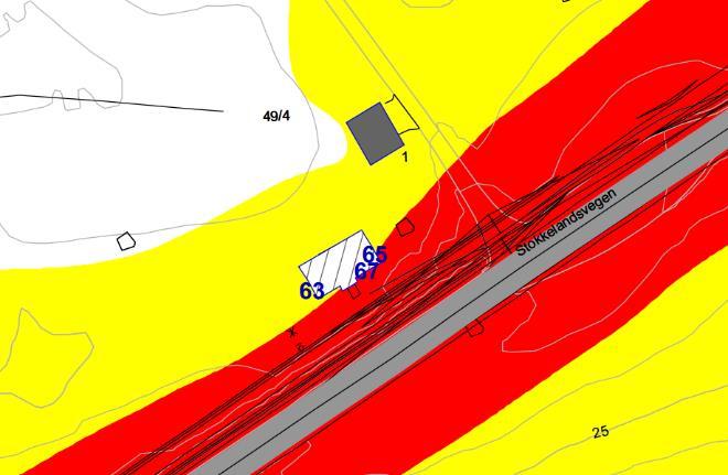 Situasjon 3b 70 km/t 67,6 68,4 Situasjon 3c 60 km/t 65,7 66,6 FIGUR 105 Det har vært vurdert en 66 m lang skjerm med høyde 2,5 m langs veg.