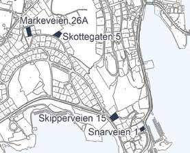 «Fyllingsdører» av formpresset platemateriale. Isolerglassvinduer, ofte med utenpåliggende sprosser.