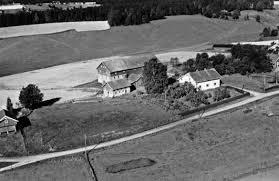 De fikk 2 (kjente) barn: Sakse Hansen Ca. 1655 Jøran Hansdtr. g.m. Kristoffer d.