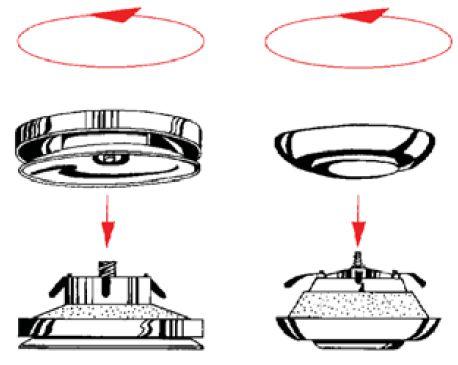 Fig. 7 Tilluft- og avtrekksventiler 6.2 Kontroll av friskluftinntak Løv og smuss kan feste seg til inntaksristen og redusere kapasiteten. Kontroller risten, og rengjør etter behov.