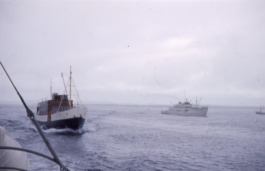 Figur 30. Jøsenfjord til venstre, 1963.