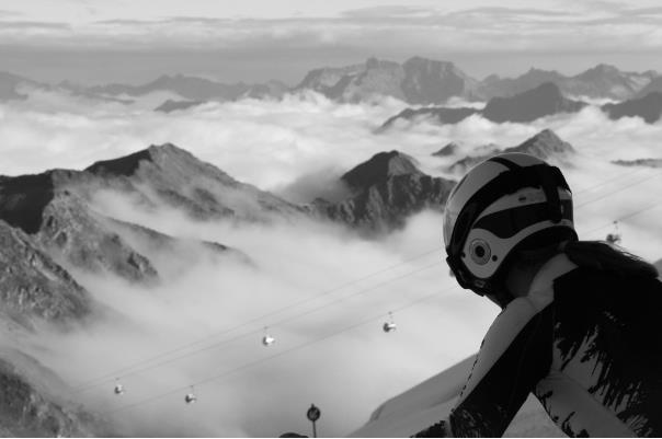 U16/U14 gruppen var også i 2016 i Sölden i høstferien. Dette er 8-9 dager på ski i fantastiske alpine omgivelser.