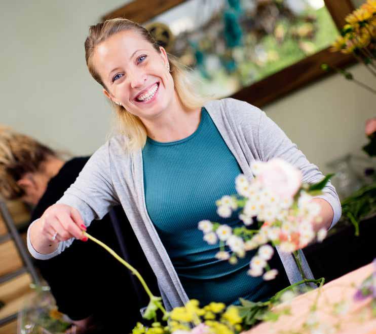 Torget er kommunens tusenårssted og selve møteplassen i Randaberg. Her ligger butikker, servicetilbud, kafeer og bibliotek, alt nært og lett tilgjengelig for alle innbyggerne i kommunen.