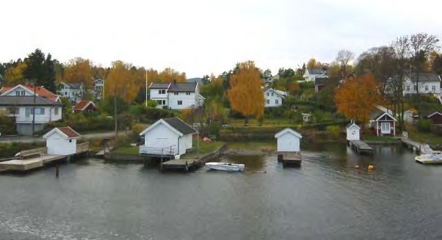 Disse inngår i et område med stort kulturhistorisk innhold ( Område 6 Løkenes, Vettre, Åby ).