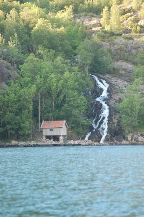 Vannføring beregnet til 1,4 m 3 /s. Bildet er tatt 20.09.2010.