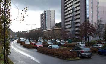 Laksevåg har en tett, urban bebyggelse med hovedvekt på boliger langs fjellsiden og industri/næring langs sjøen.