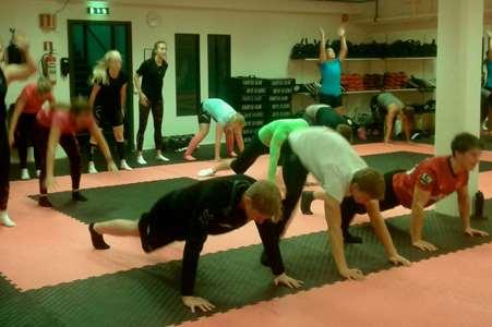 TORSDAG 21. SEPTEMBER Intervalltrening/24FitClub Kl. 18:00 19:00 i skolens gymsal. Dette er trening til musikk, hvor vi bruker egen kropp som «utstyr».