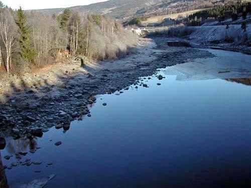 Bilde 1 Kraftverksdammen på Hunderfossen