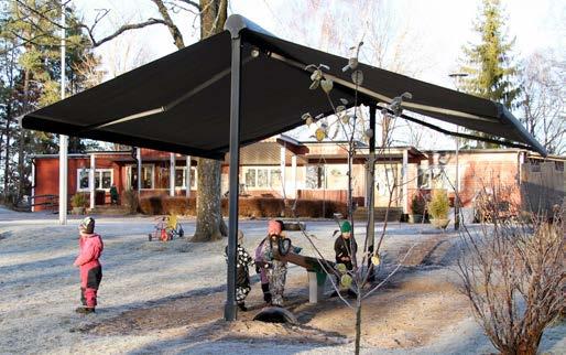 Motor med bryter er standard PERGOLA Med en Pergola kan man skape et ekstra rom ute, som vil skjerme for både sol og regn Pergola passer både til private hus,