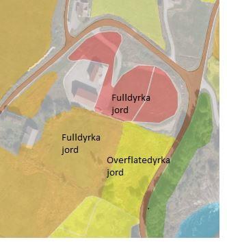 Også i eldre ØK er jorda her på naboeiendommen markert som fulldyrka jord eller overflatedyrka jord.