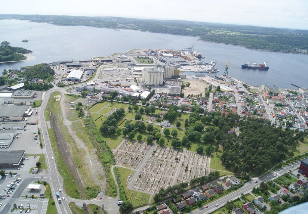 Høsten 215 ble det gjennomført en utvidet markedskartlegging som avdekket en svært positiv interesse ute i markedet for transport av gods på bane til og fra Larvik Havn.