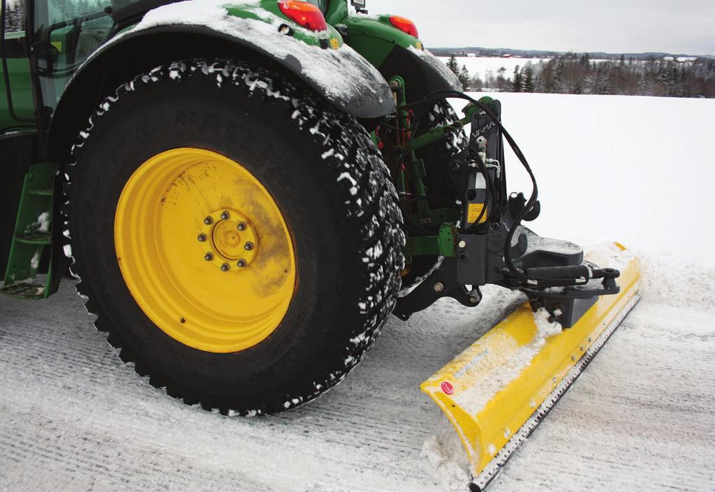 VAMA STØVOGN Leveres fra 1,6-7,5 km³ Denne strøvognen fra VAMA er bygget for proffbruk med sin kraftige ramme og hydraulikkmotor for drift av valsen og