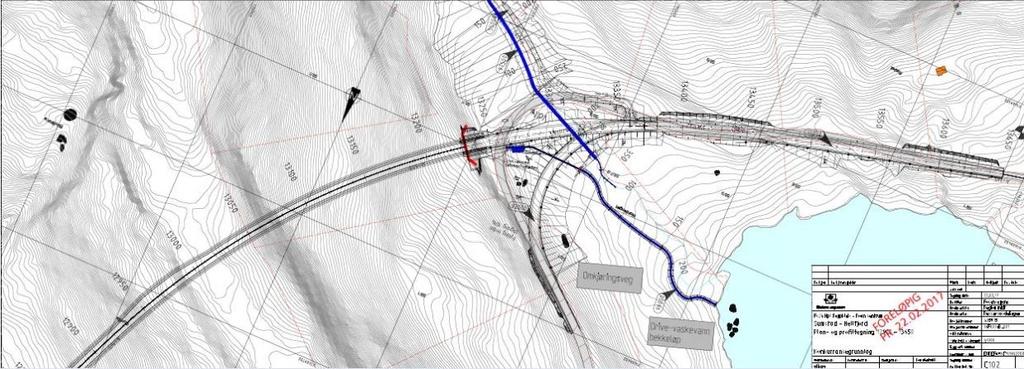 Figur 2. Lengdeprofil over tunnelen som viser helning mot Hellfjordsiden. Gjeldene planer for området er kommuneplanens arealdel der planområdet er avsatt til landbruk natur og fritidsformål (LNFR).