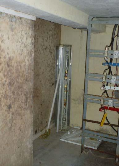 rørbend i kjeller i bygg 1 og 2. 6 Det er heller ikke påvist asbest i plater på vegg i EL-rom i kjelleren i bygg 3.