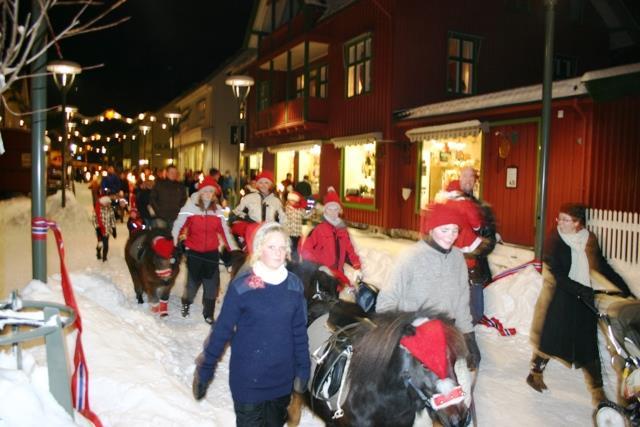 Julegateåpning fredag før 1.