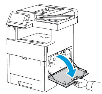Vedlikehold Kontroller innsiden av skriveren før du lukker deksler og dører, etter at du har avklart papirstopp eller byttet en fargepulverkassett. Fjern alle papirbiter og annet rusk.