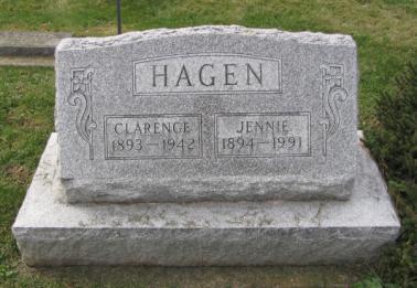 Martin døde allerede i 1931 i Dunkirk i Wisconsin. Mena døde 1970 i Madison. Halvor Ferdinand ble født i Porter 23. september 1888. Han giftet seg 31. mai 1919 med Jennie Mathilda Olson.