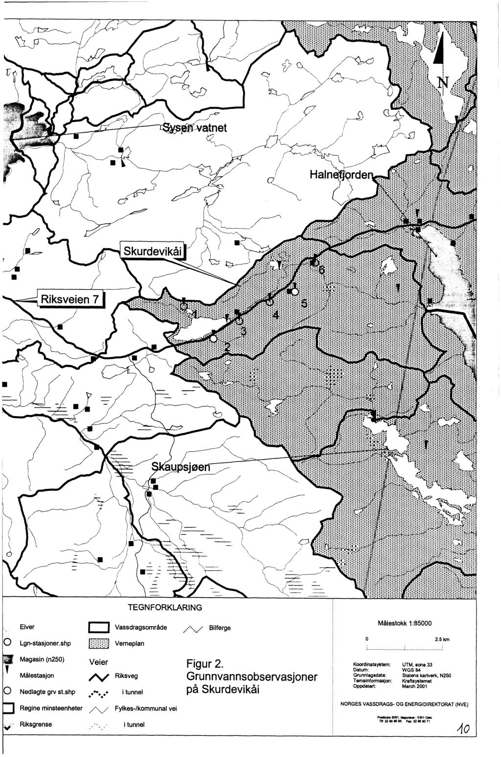 / ( ( Elver Lgn-stasjner.shp J Vassdragsmråde ffiill] Vemeplan...' Bilferge Målestkk 1 :85000 2.5 km Magasin (n250) Veier Målestasjn /V Riksveg Nedlagte gry sl.shp... i tunnel Regine minsteenheter Riksgrense /'v' Fylkes-/kmmunal vei i tunnel Figur 2.