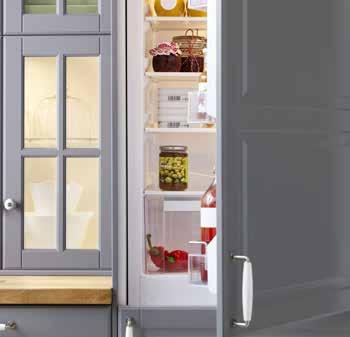 63 INTEGRERT Våre integrerte kjøleskap kan skjules bak kjøkkendører.