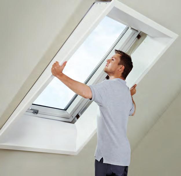 Løsninger for utforing utforinger sikrer en perfekt overgang mellom vinduet og taket. I tillegg gir de rikelig med plass for isolasjon, maksimalt lysinnslipp og bedre luftstrøm langs glasset.