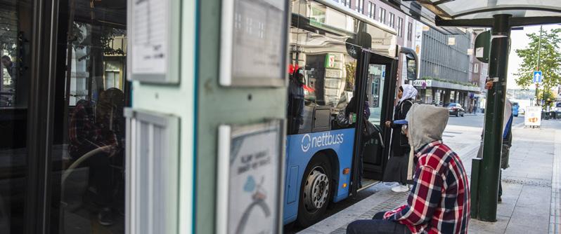 I kommuneplan kan det gjøres en vurdering av tetthet i boligområder og beboersammensetning og primære reiseveier.