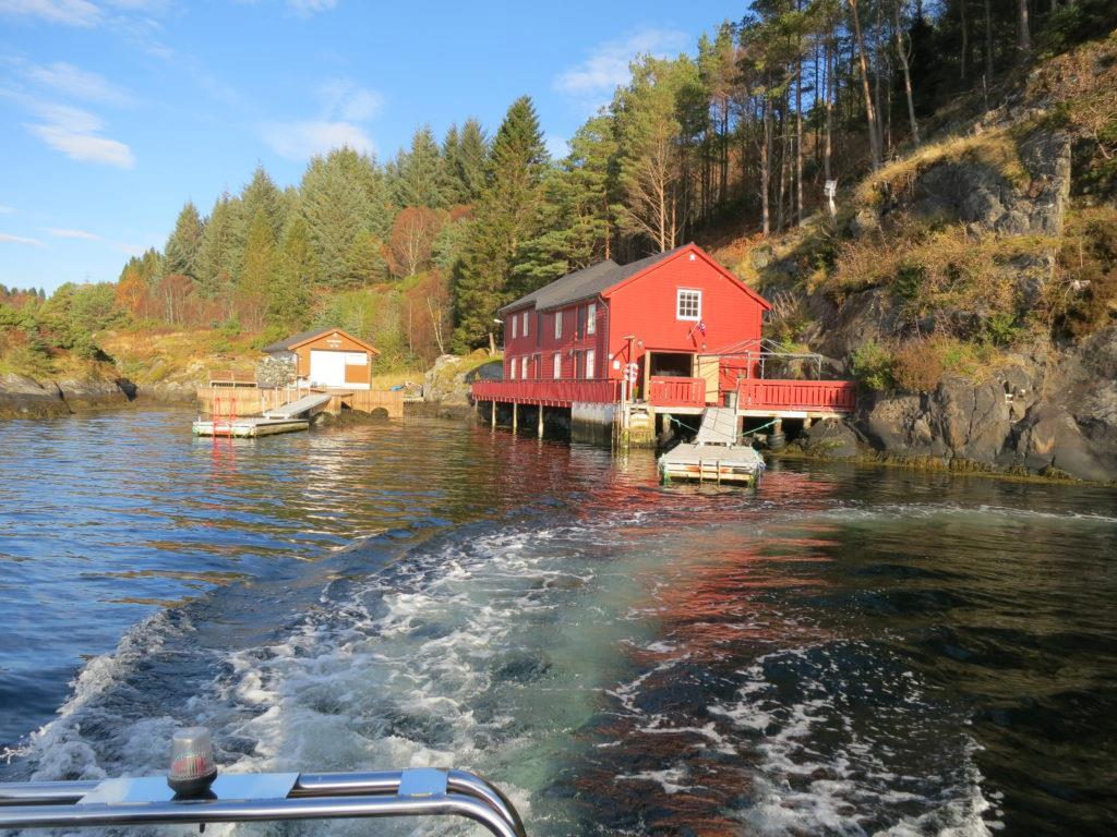 Foto: Radøy kommune Planstatus Eigedomen ligg i uregulert område innafor det som i kommuneplan for Radøy er definert som område for landbruk, natur og friluftsområde (LNF).