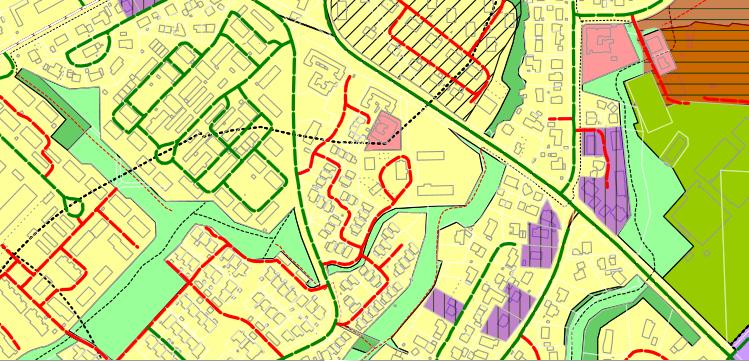 Opprinnelig atkomstveg til gården fra Bromstadvegen er stengt for kjøring og brukes nå som gangveg. Kjøreatkomst til gårdstunet er fra Bromstadekra.