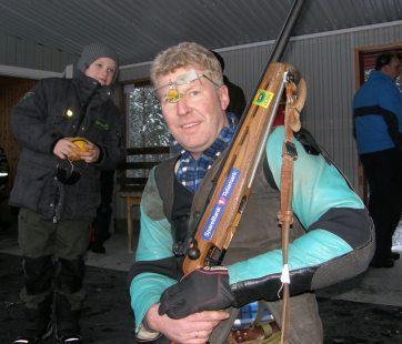 Juleskytinga 8 januar 2012. Årets juleskyting samlet totalt 28 skyttere og hele 10 aspiranter. Nils Olav Bjerva ble mester i feltskyting klasse 2-5. Sjelden har det vært så spennende.