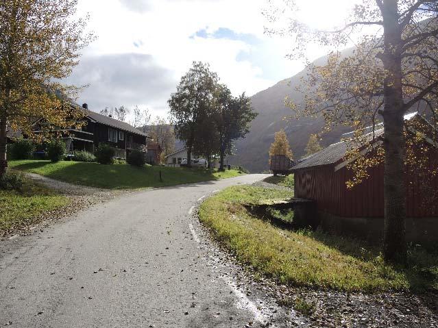 Notat om trafikk i Leirskarddalen Side 6 av 11 2.2 Vurdering av situasjonen etter befaring På befaring dagen etter (14.09.