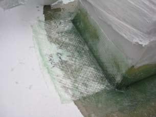 Mould the unit thoroughly to the inside of hull and